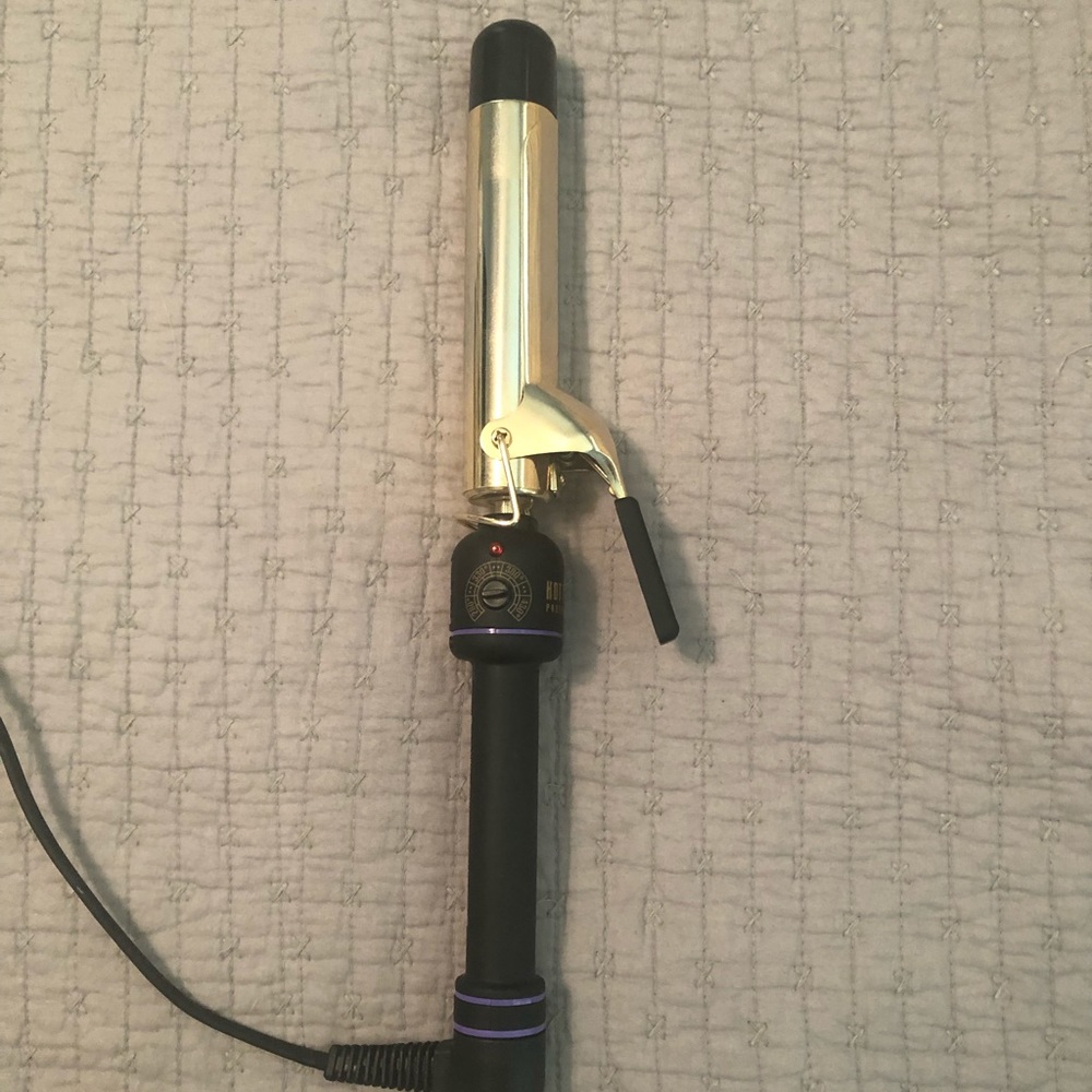 Hot Tools 1 1/12” curling iron